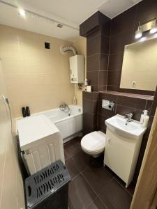 Ένα μπάνιο στο Luxury apartaments Klimatyzacja