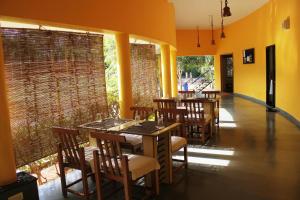 Restaurace v ubytování Sterling Arunai Anantha - Tiruvannamalai