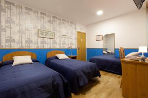 Zdjęcie z galerii obiektu Hostal Montaloya w Madrycie