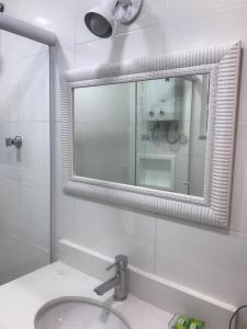 Koupelna v ubytování Lindo Apartamento Copacabana