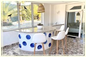 Fotografie z fotogalerie ubytování Villa La Higuera v destinaci Sayalonga