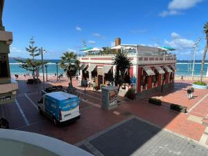 Fotografie z fotogalerie ubytování Luxury Seaview Apartment Las Canteras v destinaci Las Palmas de Gran Canaria + 9 fotografií