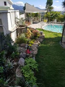 Piscina di Ridgeview suite 4 o nelle vicinanze