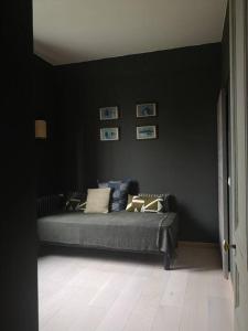 Zdjęcie z galerii obiektu Villa du Mont Joly, écrin de verdure proche mer ! w mieście Touques