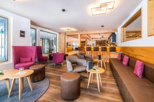 Posezení v ubytování Hotel Kristall-Saphir Superior