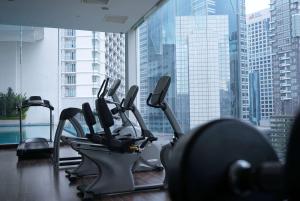 Phòng/tiện nghi tập thể dục tại Ramada Suites by Wyndham Kuala Lumpur City Centre +74 ảnh