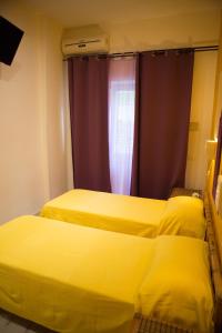 Posteľ alebo postele v izbe v ubytovaní Lanzies Guesthouse