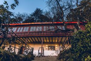 Balkón nebo terasa v ubytování Seclude Shimla, Taraview