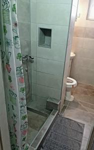 Uma casa de banho em Fenix Apartman