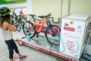 Jízda na kole v ubytování Hotel Ischgl nebo okolí