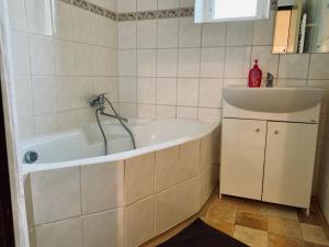 Koupelna v ubytování Apartmány Horní Blatná + 19 fotografií