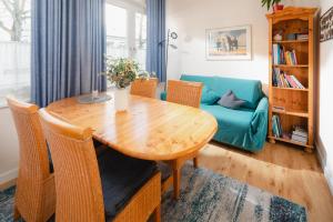 Posezení v ubytování Villa Marie Wohnung 2, Norderney + 8 fotografií