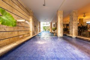 Bazén v ubytování Madisson Boutique Hotel Cartagena nebo v jeho okolí