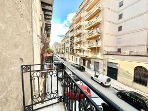 A balcony or terrace at PALAZZO LA ZAGARA