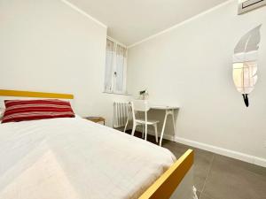 A bed or beds in a room at PALAZZO LA ZAGARA
