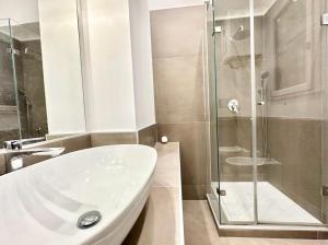 A bathroom at PALAZZO LA ZAGARA