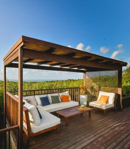 Uma varanda ou terraço em Oka Da Mata