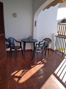 Balkón nebo terasa v ubytování Siestamar Beach Apartment, refurbished, renové, renovado 2025