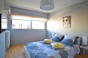 Posteľ alebo postele v izbe v ubytovaní Appartement cœur de juan les pins