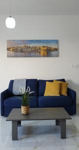Χώρος καθιστικού στο Large and modern apartment in the centre of Malta