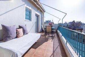 Un balcón o terraza en Loft Apt with Acropolis View