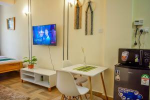 Fotografie z fotogalerie ubytování Vee’s Rustic Studio, Nakuru Town. v destinaci Nakuru + 19 fotografií