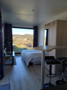 Photo de la galerie de l'établissement Loft "Plus belle la vue", à Vinezac