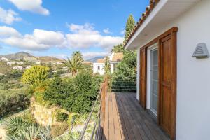 Fotografia z galérie ubytovania Atalaya villa with fantastic views v destinácii Estepona