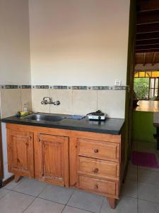 Virtuvė arba virtuvėlė apgyvendinimo įstaigoje Departamento Privado para dos personas en Mendoza