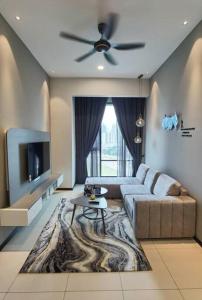 OPUS-KL-Merdeka118-KLCC-2-5pax-Netflix-InfinityPool-Balcony-Super Fast Internet