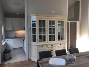 Fotografie z fotogalerie ubytování Grevelingenlaan 30,Modern ingerichte Bungalow aan de Grevelingen, v destinaci Scharendijke