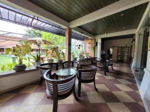 Siseõu või muu väliala majutusasutuses Ndalem Katong Guest House Ponorogo