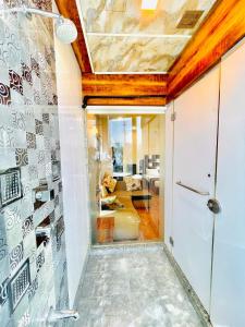 Fotografie z fotogalerie ubytování AVIRAHI HOTEL v Bombaji