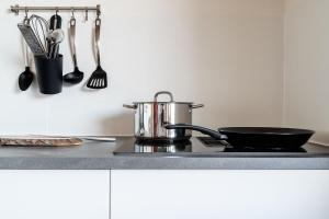 Cucina o angolo cottura di Swiss Alps View Apartment - contactless self check-in