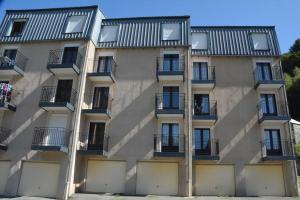 Budova, v ktorej sa apartmán nachádza
