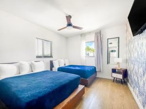 Ένα ή περισσότερα κρεβάτια σε δωμάτιο στο Hollywood Beach Hotels +115 φωτογραφίες