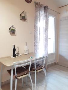 Fotografie z fotogalerie ubytování Studio indépendant dans villa v destinaci Néffiès