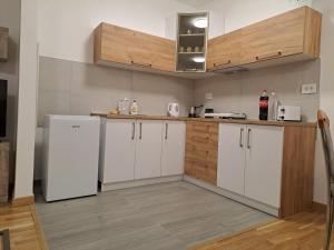 Eldhús eða eldhúskrókur á DAS Apartman