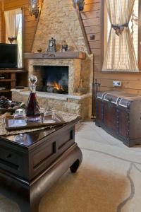 Fotografie z fotogalerie ubytování Feggarognemata Suites v destinaci Ano Trikala