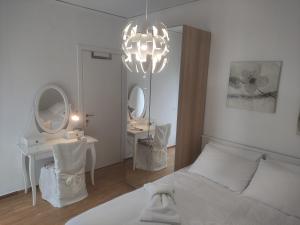 Ένα ή περισσότερα κρεβάτια σε δωμάτιο στο Liita - cosy center apartment