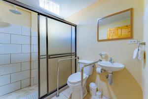 Koupelna v ubytování El Cocobolo Food&Rest Room 7 Bed and Breakfast WiFi AC Pkg gratis