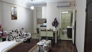 Posezení v ubytování BeyazitHan Suites Old City