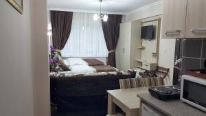 Kuchyň nebo kuchyňský kout v ubytování BeyazitHan Suites Old City