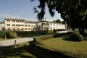 Jardí fora de Villa Toderini