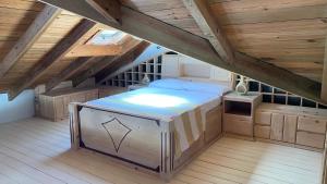 Katil atau katil-katil dalam bilik di Villa Olympia, St James Club - Luxury Open plan Villa, with Private Pool & 2 Kitchens