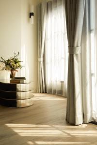 Fotografie z fotogalerie ubytování Hotel Sapin v destinaci Pom Prap