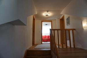Postel nebo postele na pokoji v ubytování Ferienwohnung Jenbachtal
