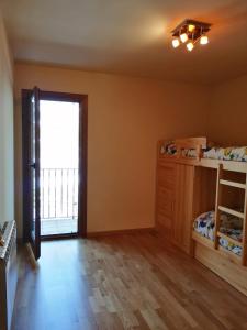 Postel nebo postele na pokoji v ubytování Apartamento muy espacioso y luminoso Erta 5