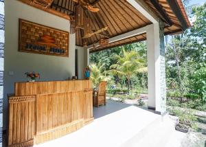 珀尼达岛Penida Sunset Ocean View Bungalows的相册照片