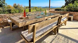 Balkon lub taras w obiekcie Villa Terra Vecchia, 6 ou 12 personnes, vue imprenable, piscine chauffée